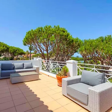 Sleeps 8 Pool Air Con T607951 Vale do Lobo
