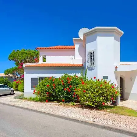 Sleeps 8 Pool Air Con T607951