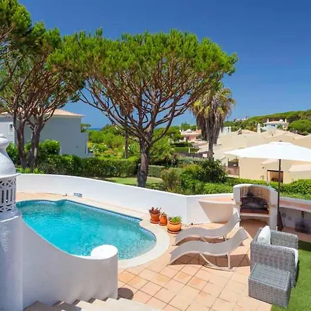 Sleeps 8 Pool Air Con T607951 * Vale do Lobo