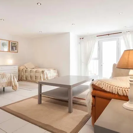Sleeps 8 Pool Air Con T607951 Villa *