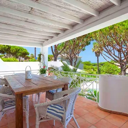 Villa Sleeps 8 Pool Air Con T607951